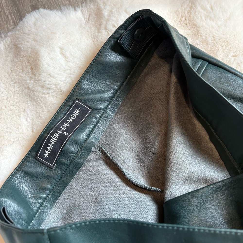 Maniere De Voir Caroline tacked leather flared trouser in green - UK 8 US 4 - Picture 3 of 6
